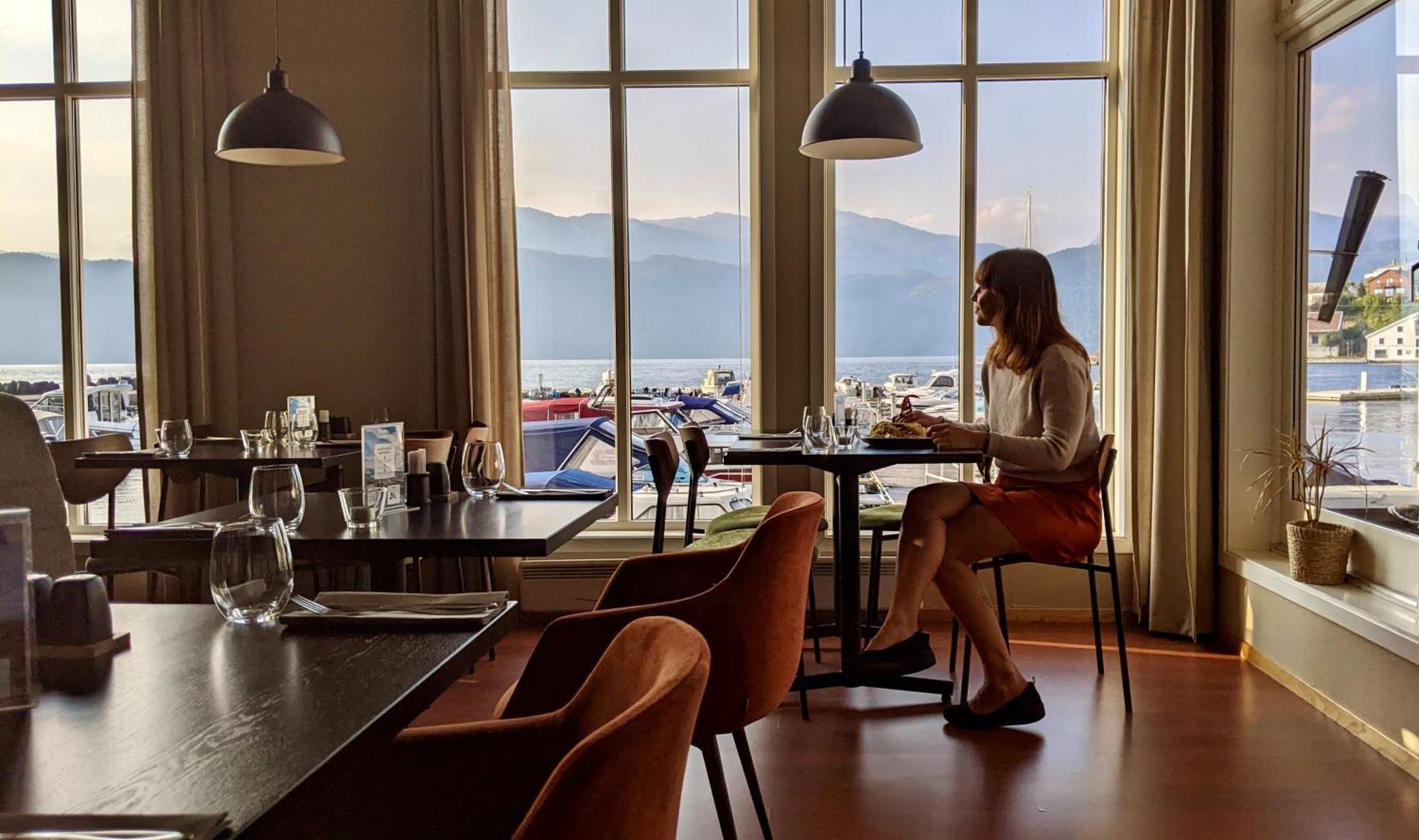 Ryfylke Fjordhotel Sand  Екстер'єр фото