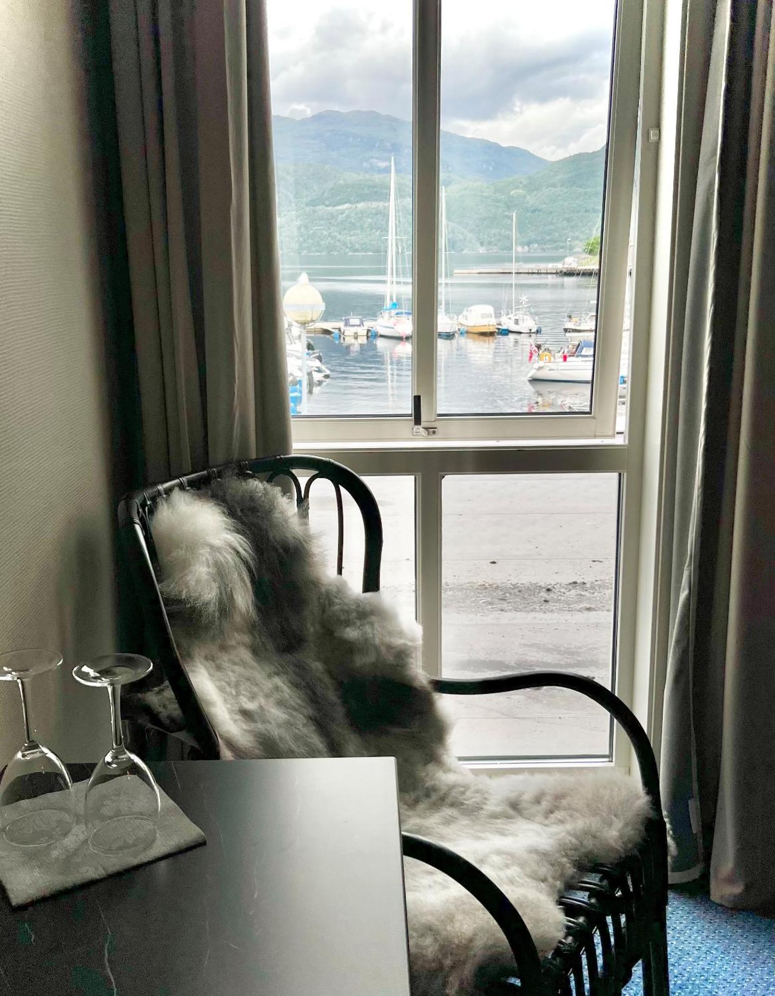 Ryfylke Fjordhotel Sand  Екстер'єр фото