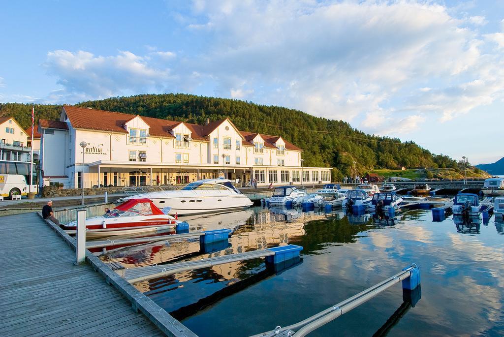 Ryfylke Fjordhotel Sand  Екстер'єр фото