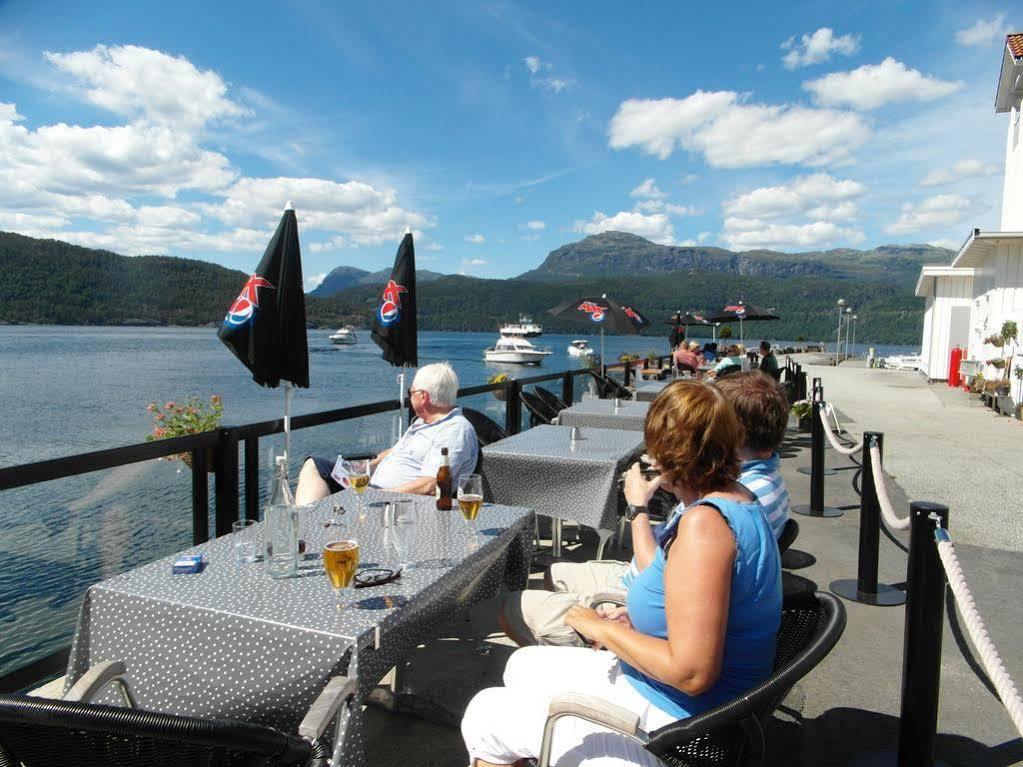 Ryfylke Fjordhotel Sand  Екстер'єр фото